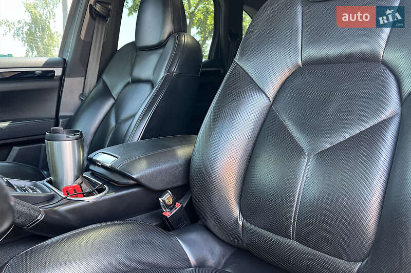 Позашляховик / Кросовер Porsche Cayenne 2014 в Коломиї фото 15 Позашляховик / Кросовер Porsche Cayenne 2014 в Коломиї