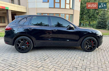 Внедорожник / Кроссовер Porsche Cayenne 2010 в 