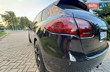 Внедорожник / Кроссовер Porsche Cayenne 2010 в 