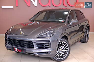 Внедорожник / Кроссовер Porsche Cayenne 2020 в 