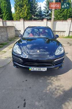Позашляховик / Кросовер Porsche Cayenne 2013 в Києві