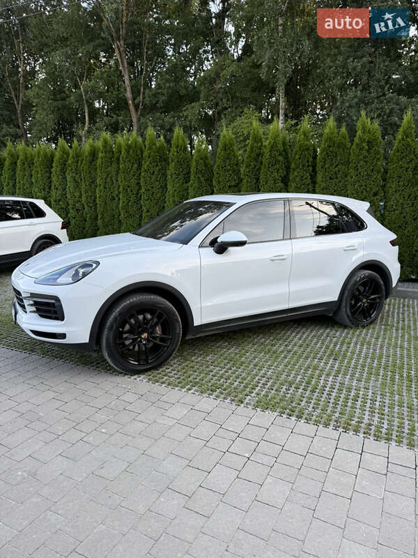 Внедорожник / Кроссовер Porsche Cayenne 2018 в Львове