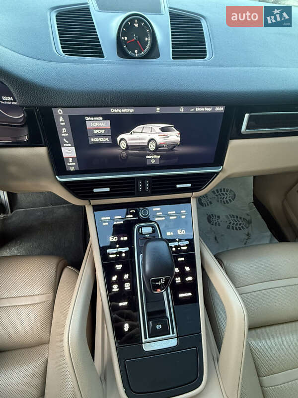 Внедорожник / Кроссовер Porsche Cayenne 2018 в Львове