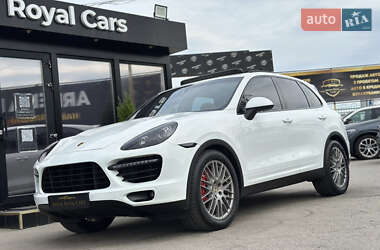 Внедорожник / Кроссовер Porsche Cayenne 2012 в 