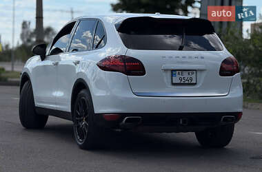 Внедорожник / Кроссовер Porsche Cayenne 2013 в 