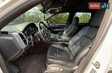 Внедорожник / Кроссовер Porsche Cayenne 2013 в 