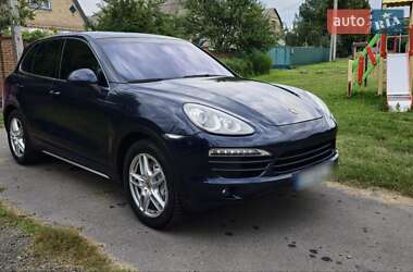 Внедорожник / Кроссовер Porsche Cayenne 2014 в Киеве