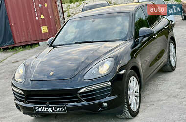 Позашляховик / Кросовер Porsche Cayenne 2011 в 