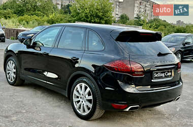 Позашляховик / Кросовер Porsche Cayenne 2011 в 