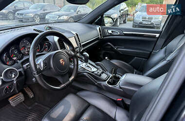 Позашляховик / Кросовер Porsche Cayenne 2011 в 