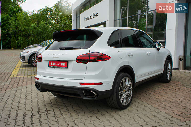 Внедорожник / Кроссовер Porsche Cayenne 2017 в Житомире