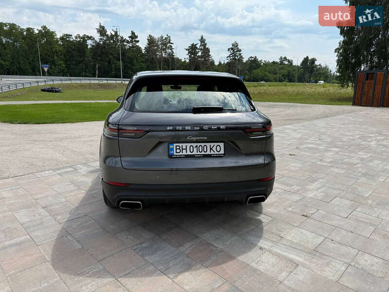 Внедорожник / Кроссовер Porsche Cayenne 2020 в Киеве