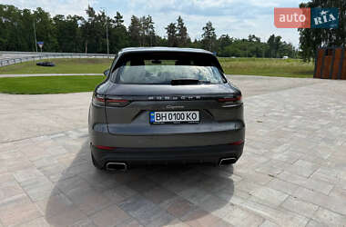 Внедорожник / Кроссовер Porsche Cayenne 2020 в 
