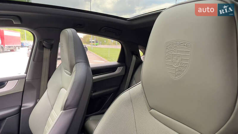 Внедорожник / Кроссовер Porsche Cayenne 2023 в Виннице