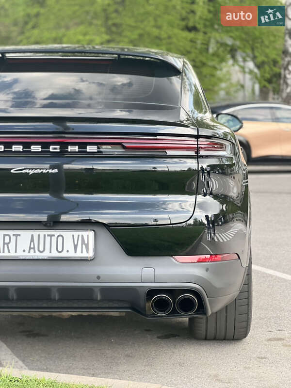 Внедорожник / Кроссовер Porsche Cayenne 2023 в Виннице