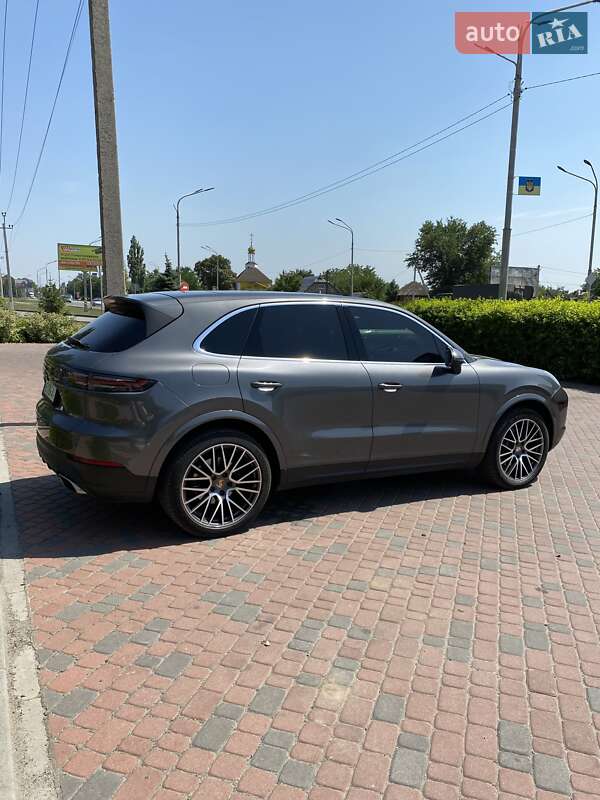 Внедорожник / Кроссовер Porsche Cayenne 2019 в Павлограде