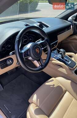 Внедорожник / Кроссовер Porsche Cayenne 2019 в 