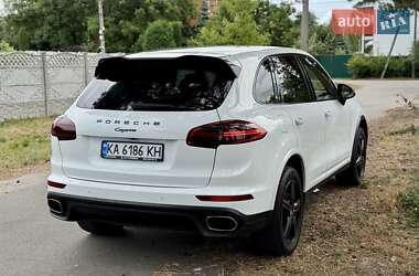 Позашляховик / Кросовер Porsche Cayenne 2013 в 