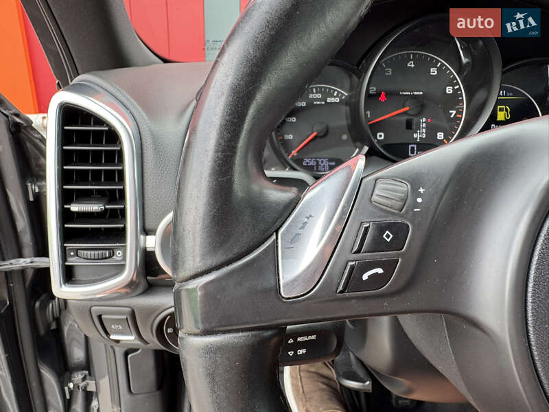 Внедорожник / Кроссовер Porsche Cayenne 2012 в Киеве фото 40 Внедорожник / Кроссовер Porsche Cayenne 2012 в Киеве