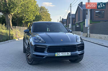 Внедорожник / Кроссовер Porsche Cayenne 2018 в 