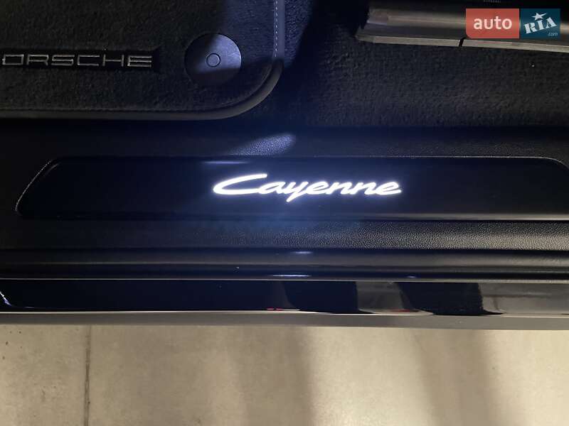 Внедорожник / Кроссовер Porsche Cayenne 2023 в Киеве фото 22 Внедорожник / Кроссовер Porsche Cayenne 2023 в Киеве