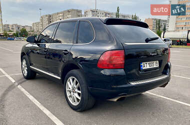 Внедорожник / Кроссовер Porsche Cayenne 2005 в 
