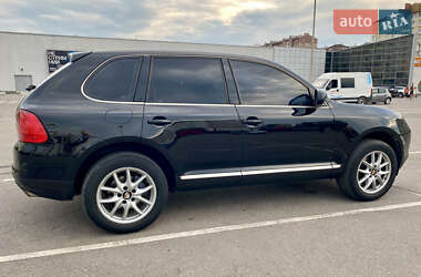 Внедорожник / Кроссовер Porsche Cayenne 2005 в 