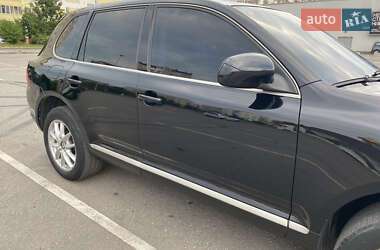 Внедорожник / Кроссовер Porsche Cayenne 2005 в 