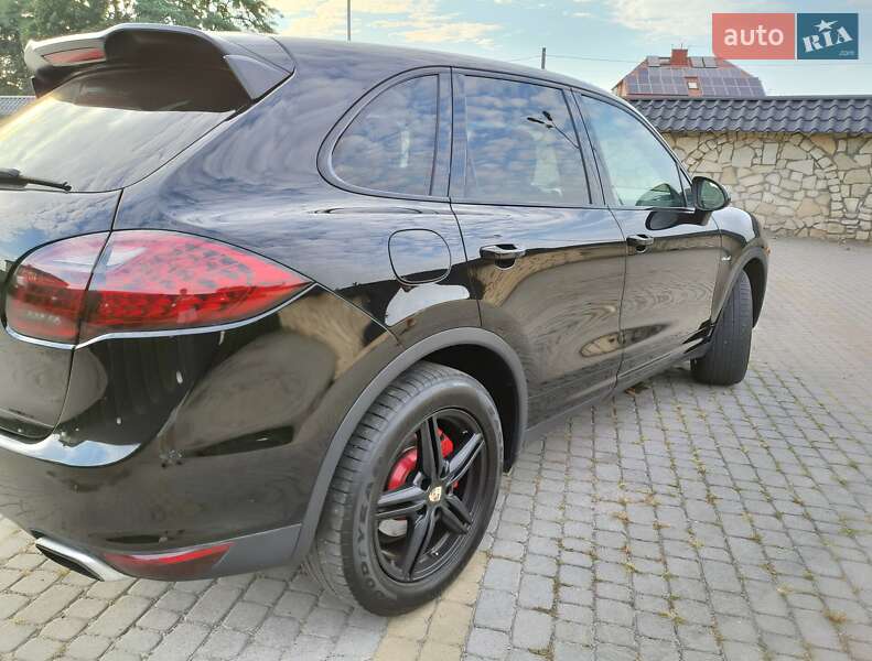 Внедорожник / Кроссовер Porsche Cayenne 2013 в Львове