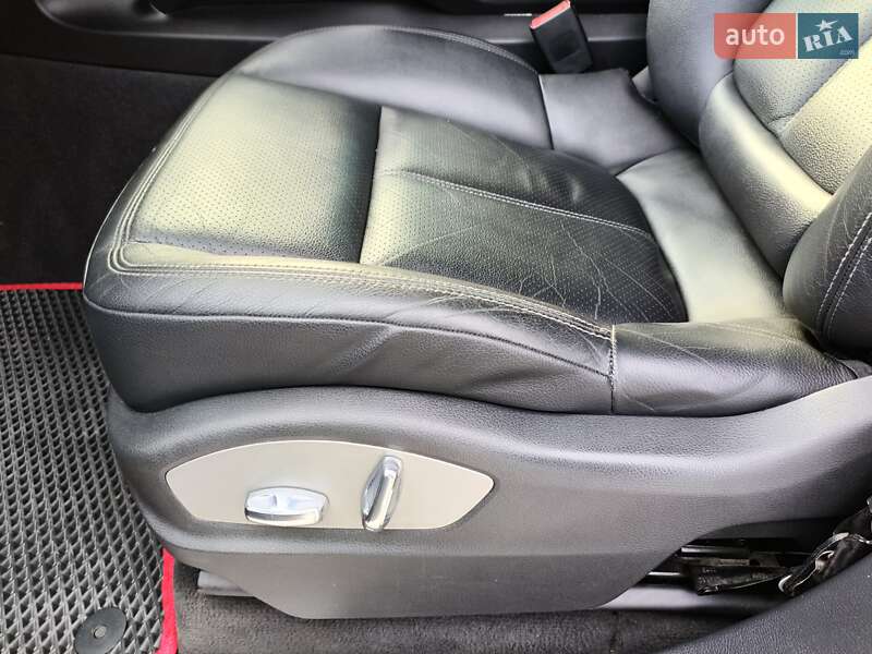 Внедорожник / Кроссовер Porsche Cayenne 2013 в Львове