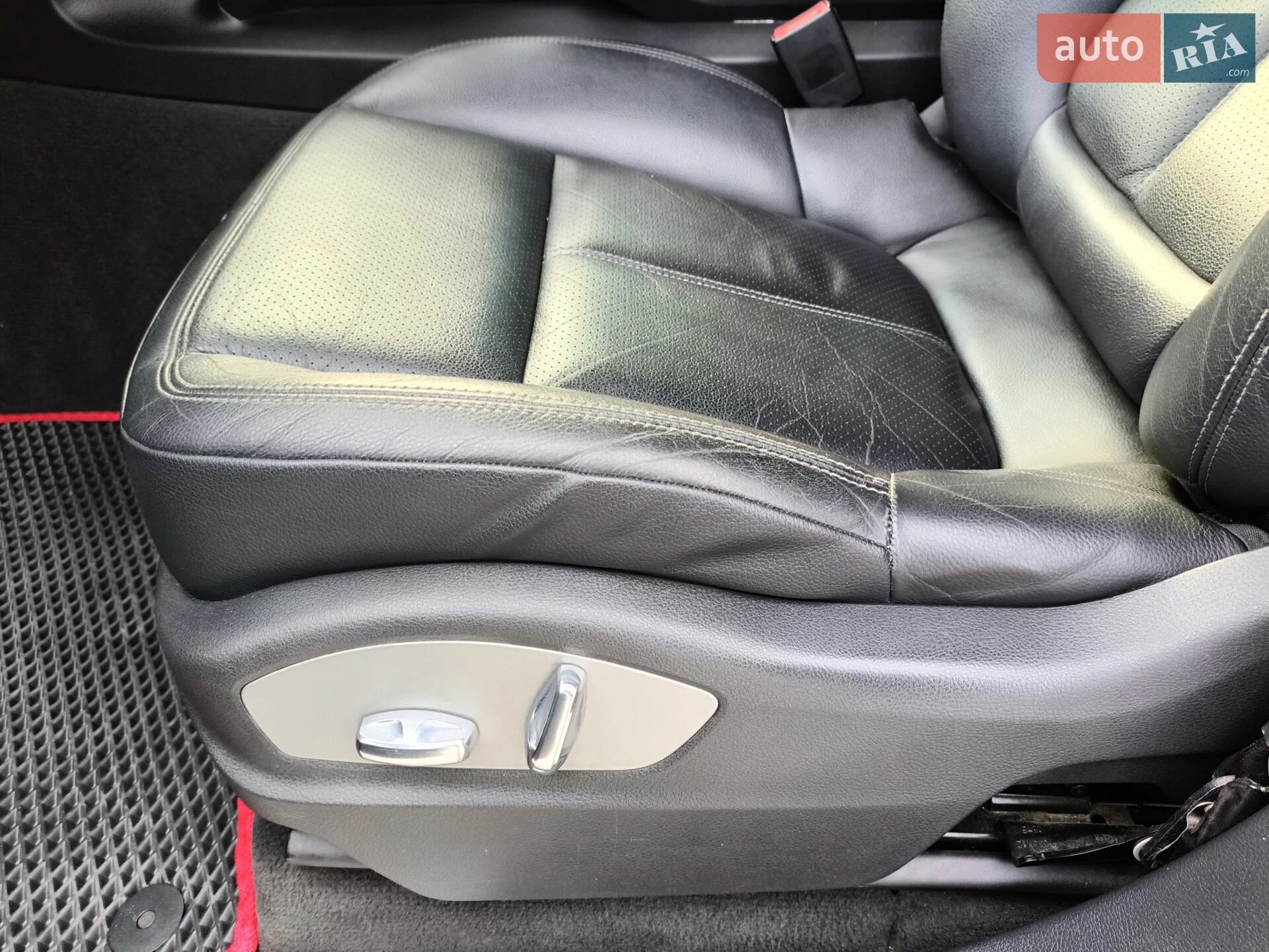 2013 Porsche Cayenne - мініатюра 23