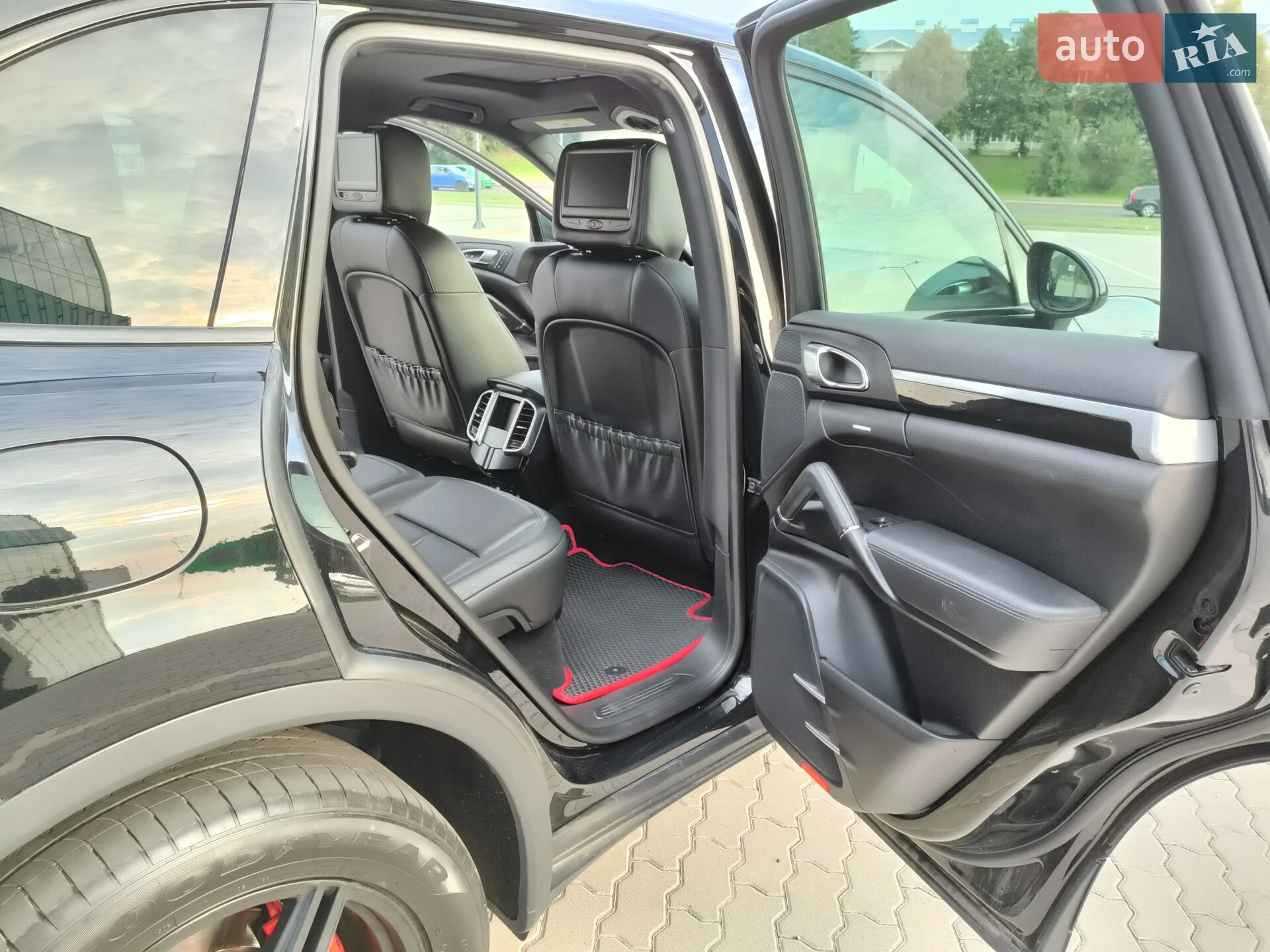 2013 Porsche Cayenne - мініатюра 30