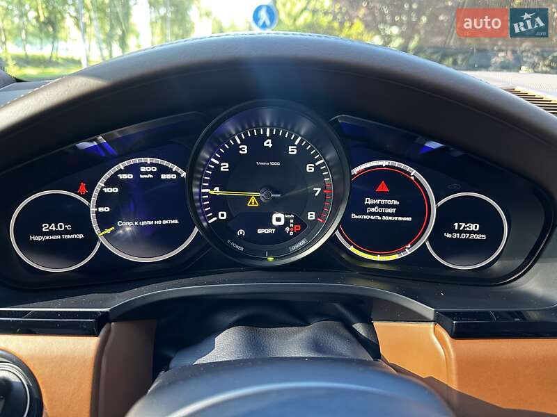 Позашляховик / Кросовер Porsche Cayenne 2018 в Києві