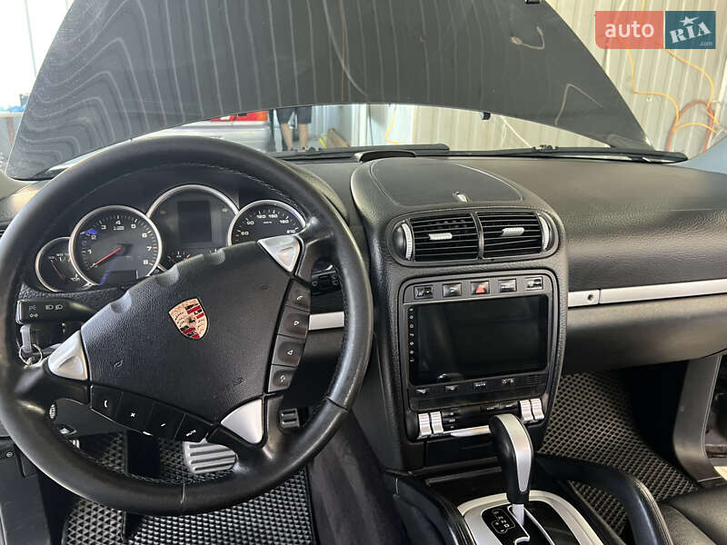 Позашляховик / Кросовер Porsche Cayenne 2005 в Сумах