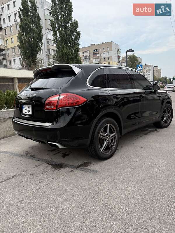 Внедорожник / Кроссовер Porsche Cayenne 2013 в Днепре