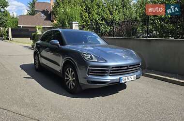 Внедорожник / Кроссовер Porsche Cayenne 2019 в 