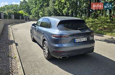 Внедорожник / Кроссовер Porsche Cayenne 2019 в 