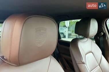 Внедорожник / Кроссовер Porsche Cayenne 2019 в 