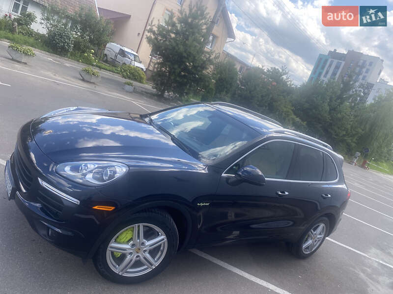 Позашляховик / Кросовер Porsche Cayenne 2016 в Львові фото 19 Позашляховик / Кросовер Porsche Cayenne 2016 в Львові
