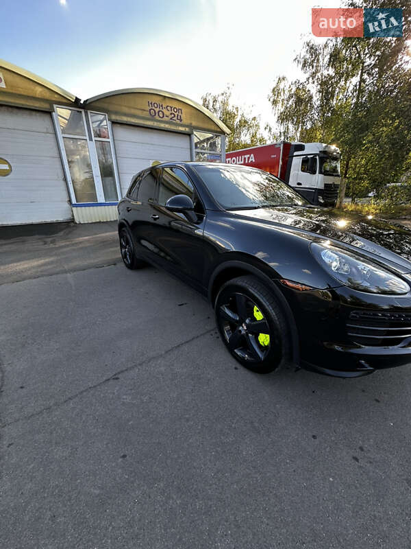 Внедорожник / Кроссовер Porsche Cayenne 2012 в Кривом Роге фото 6 Внедорожник / Кроссовер Porsche Cayenne 2012 в Кривом Роге