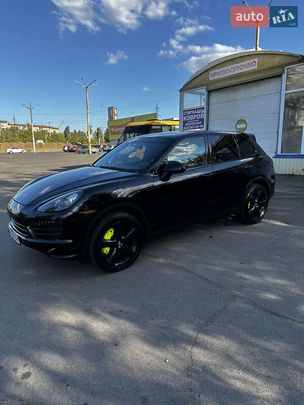 Внедорожник / Кроссовер Porsche Cayenne 2012 в Кривом Роге фото 12 Внедорожник / Кроссовер Porsche Cayenne 2012 в Кривом Роге