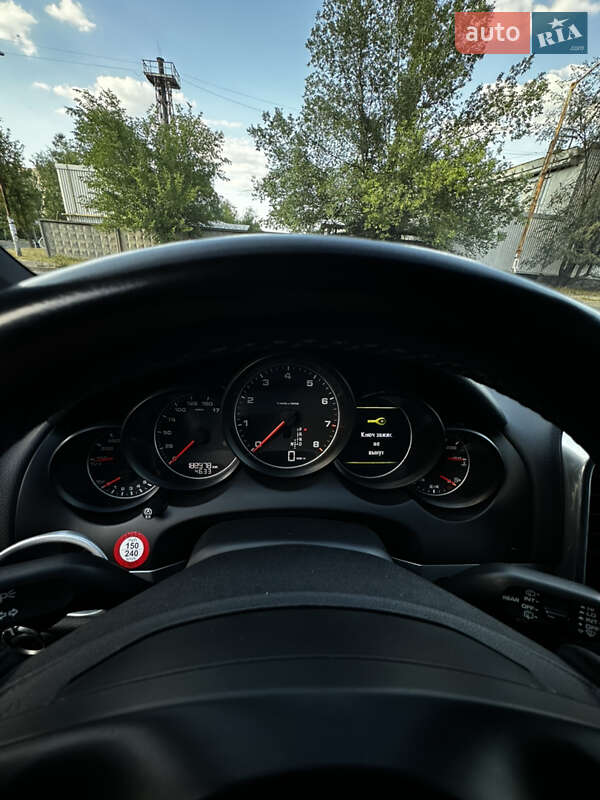 Внедорожник / Кроссовер Porsche Cayenne 2012 в Кривом Роге фото 28 Внедорожник / Кроссовер Porsche Cayenne 2012 в Кривом Роге