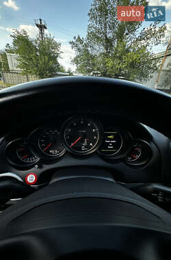 Позашляховик / Кросовер Porsche Cayenne 2012 в 