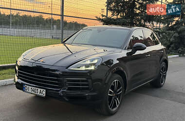 Внедорожник / Кроссовер Porsche Cayenne 2019 в 