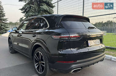 Внедорожник / Кроссовер Porsche Cayenne 2019 в 