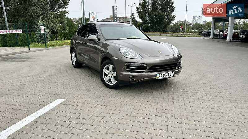 Porsche Cayenne 2012