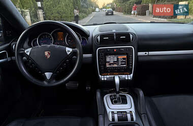 Внедорожник / Кроссовер Porsche Cayenne 2009 в 