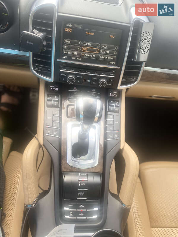 Позашляховик / Кросовер Porsche Cayenne 2016 в Львові фото 44 Позашляховик / Кросовер Porsche Cayenne 2016 в Львові