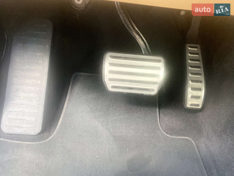 Позашляховик / Кросовер Porsche Cayenne 2016 в Львові фото 40 Позашляховик / Кросовер Porsche Cayenne 2016 в Львові