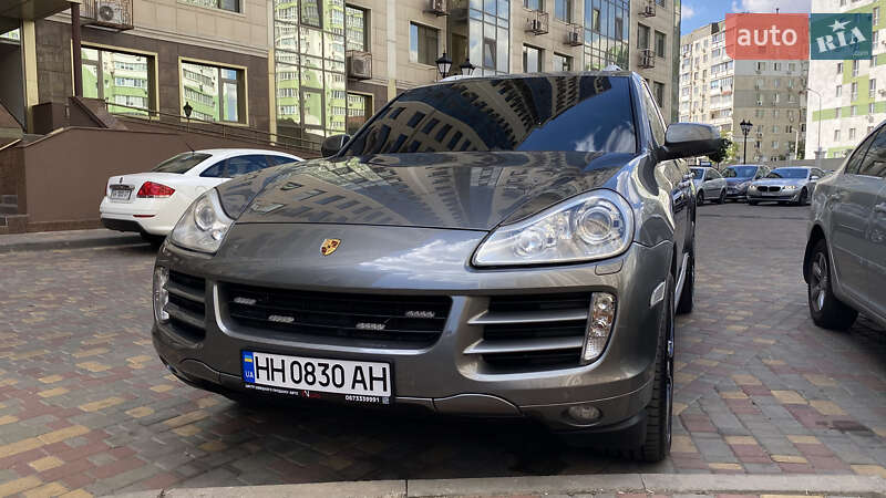 Внедорожник / Кроссовер Porsche Cayenne 2007 в 